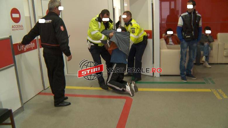 Un polițist din Negrești-Oaș lovit cu pumnul și amenințat cu moartea de un șofer beat în spitalul din oraș