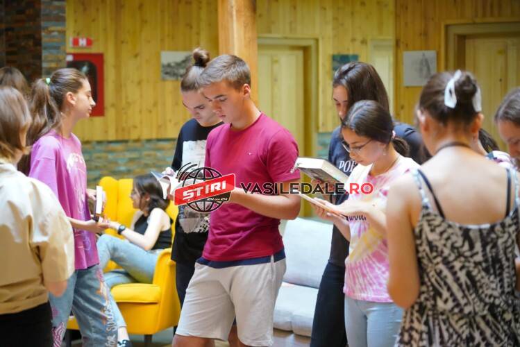 „PUNTE” pentru 40 de elevi olimpici din Republica Moldova și România – Maramureș