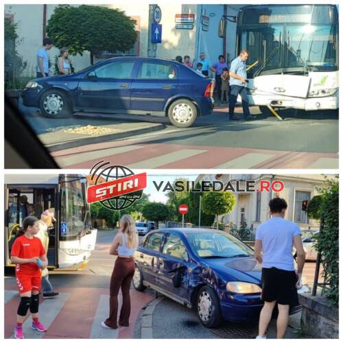 FOTO: Accident pe 22 Decembrie – Autoturism izbit in lateral de un troleibuz