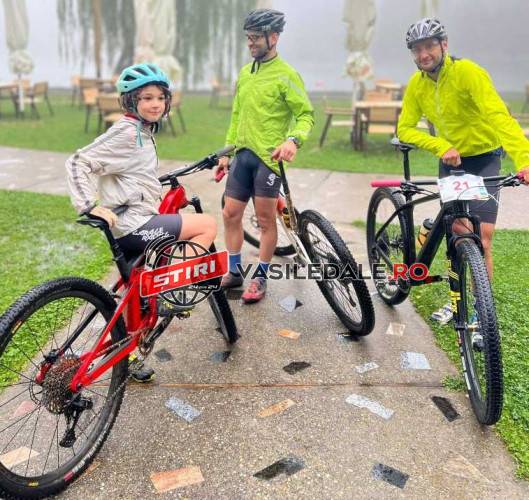 TRIATLON: Tudor Mitru, la doar 10 ani, a străbătut cel mai greu și tehnic traseu de MTB