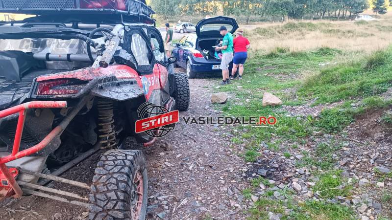 VIDEO: Doi turişti rătăciţi la întoarcerea de la Creasta Cocoşului. găsiţi teferi de samvamontişti