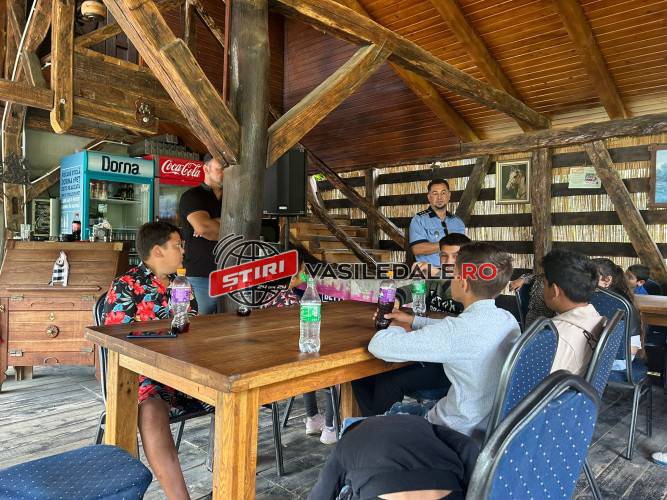 Polițiștii Biroului Siguranța Școlară, aproape de elevi și pe timpul vacanței