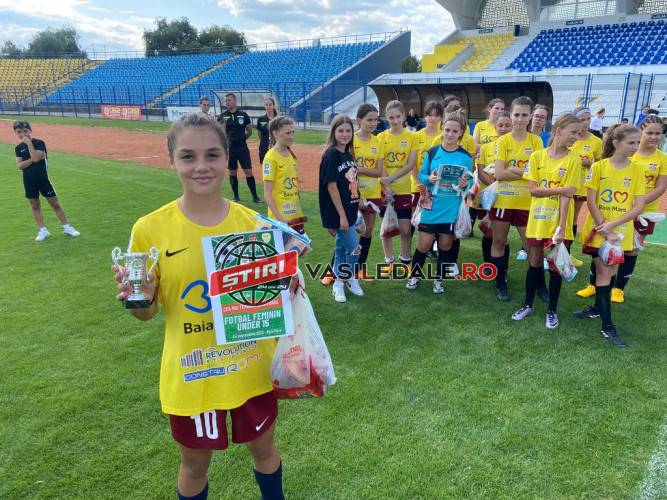 Fotbalul feminin are viitor în Baia Mare: Băimăreanca Andreea Cândea, convocată în premieră la naționala României U15