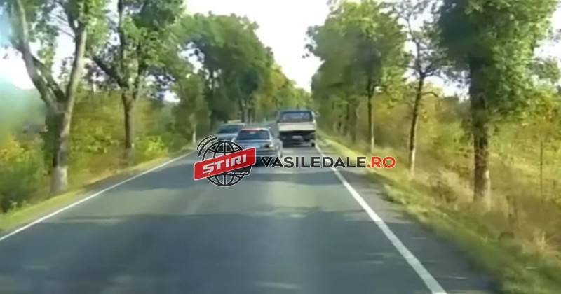 VIDEO. Șofer inconștient cu BMW înmatriculat în Satu Mare, slalom criminal printre mașini pe drumul Satu Mare – Baia Mare