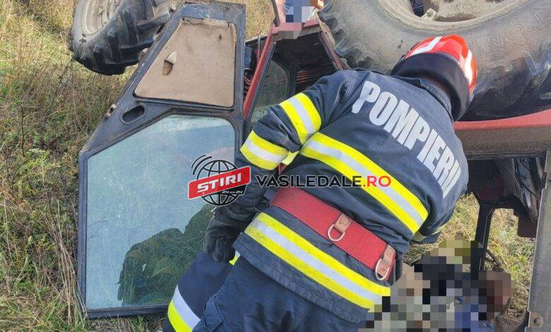 EXCLUSIV: Tragedie în Bloaja. Un bărbat a murit după ce a căzut de pe remorca cu lemne de la 3 metri înălțime – actualizare