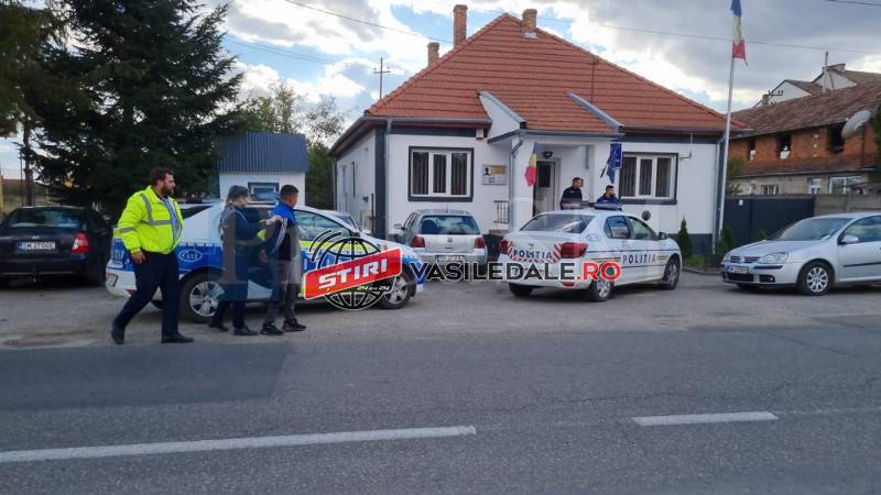 FOTO / VIDEO: Reţineri pe bandă rulantă în Satu Mare. Poliţişti agresaţi