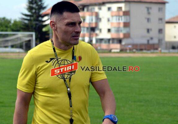 FOTBAL: Antrenorul de la SCM Zalău, fost jucător la FC Maramureș Baia Mare, a ajuns la spital după un accident rutier