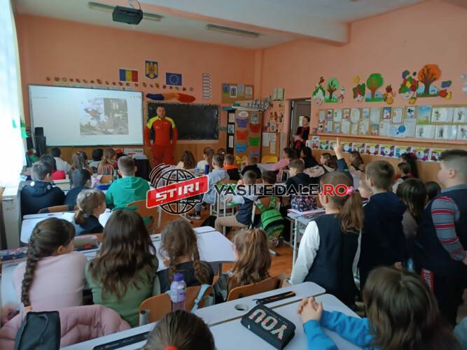 Salvatorii montani, în vizită la Școala Generală Nr. 2 Moisei