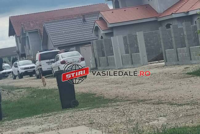 PERCHEZIȚII ÎN SATU MARE ȘI BIHOR: Fost poliţist de frontieră din Maramureş, arestat după ce a incendiat o maşină