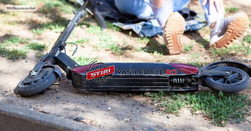 EXCLUSIV: Doi copii din Poienile de Sub Munte aflați pe trotinetă au fost loviți de o mașină. Șoferul a fugit de la fața locului