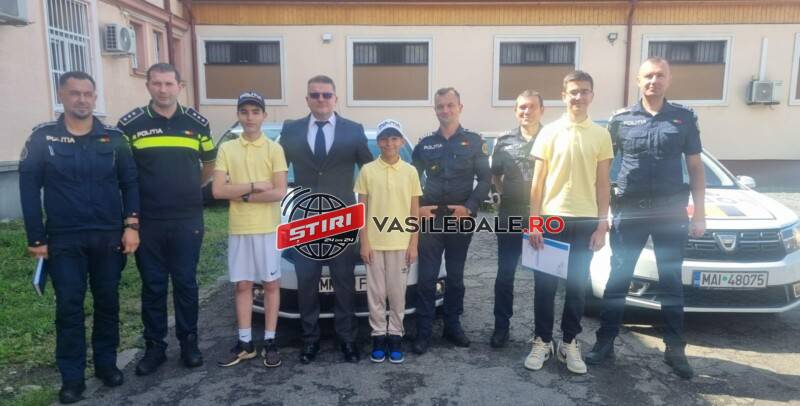Activităţi comune ale poliţiştilor rutieri şi elevii băimăreni