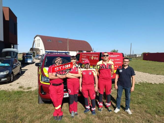 Trei salvatori montani au finalizat cursul de prim ajutor calificat, descarcerare și operațiuni de salvare