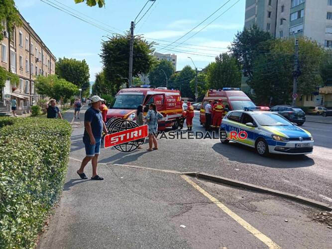 FOTO: Accident rutier pe strada Aviatorilor, Două victime