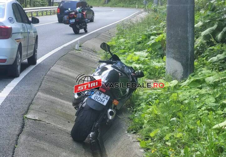 FOTO: Motociclist sătmărean accidentat grav în pasul Gutâi. Îl cunoaște cineva? – ACTUALIZARE