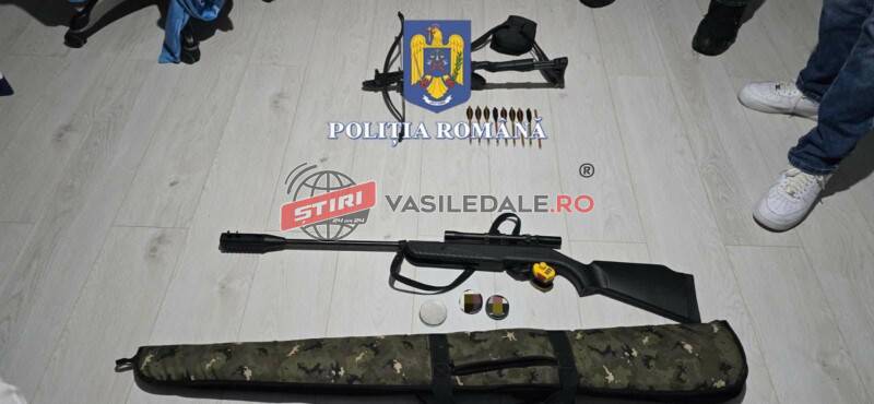 VIDEO/ FOTO: 7 percheziții în Maramureș – Polițiștii și mascații caută arme în Baia Mare, Groși, Sighet, Vișeu de Sus, Urmeniș și Breb (actualizare)