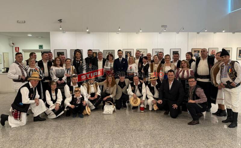 Grupul bărbătesc din Lucăcești a avut succes instant în Spania