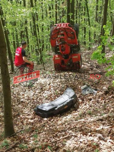 MISIUNE SALVAMONT: O femeie a căzut cu ATV într-o zonă greu accesibilă a localității Negreia (foto/video)