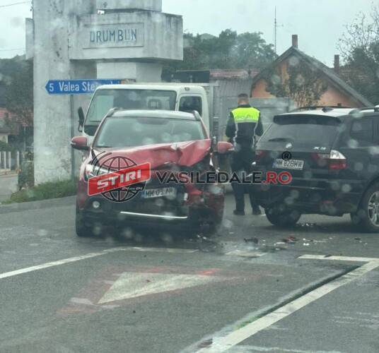 Coliziune între două autoturisme la Sighetu Marmației – foto