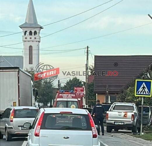 FOTO: Pieton lovit pe trecere la Recea. Accidentată și o șoferiță – actualizare (VIDEO)