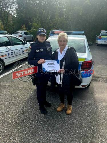 Adevărata putere stă în a alege integritate și corectitudine. A găsit 2500 lei și a predat banii polițiștilor