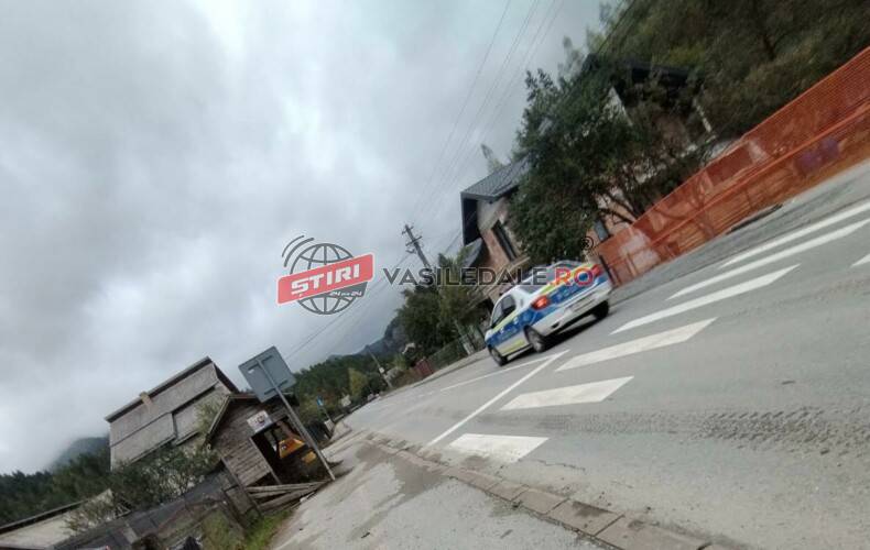 RUTIERE: Șofer cu permisul retras și un altul fără permis, surprinși la Vișeu de Sus. Pedala de accelerație apăsată prea tare l-a trădat pe un bistrițean. Șofer depistat în toiul nopții cu o alcoolemie de aproape 1.00 mg/l alcool pur în aerul expirat