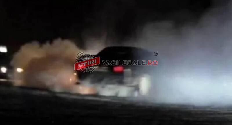 DRIFTURI în zona stației CFR Vișeu de Jos finalizate în terasa unui bar. Cel de la volan avea permisul suspendat DRIFTURI în zona stației CFR Vișeu de Jos finalizate în terasa unui bar. Cel de la volan avea permisul suspendat