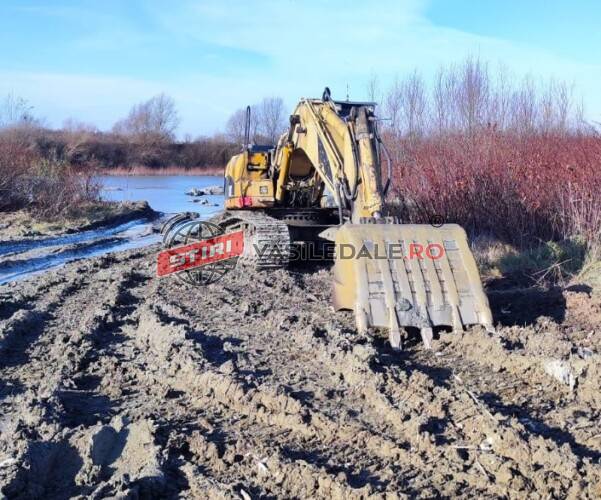 FOTO: Utilaje indisponibilizate ca urmare a infracțiunii de extragere a agregatelor minerale fără autorizație