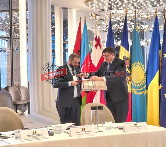 Senatorul Cristian-Augustin Niculescu-Țâgârlaș, decorat cu cea mai înaltă distincție a Radei Supreme a Ucrainei, în cadrul Forumului de la Moisei