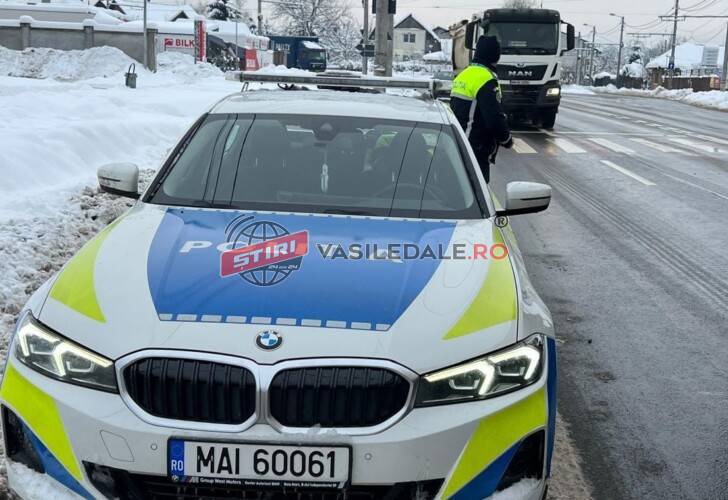 PENTRU PREVENIREA VICTIMIZĂRII PIETONILOR: 25 de zone cu risc accidentogen monitorizate de polițiști. Peste 260 de sancțiuni aplicate PENTRU PREVENIREA VICTIMIZĂRII PIETONILOR: 25 de zone cu risc accidentogen monitorizate de polițiști. Peste 260 de sancțiuni aplicate