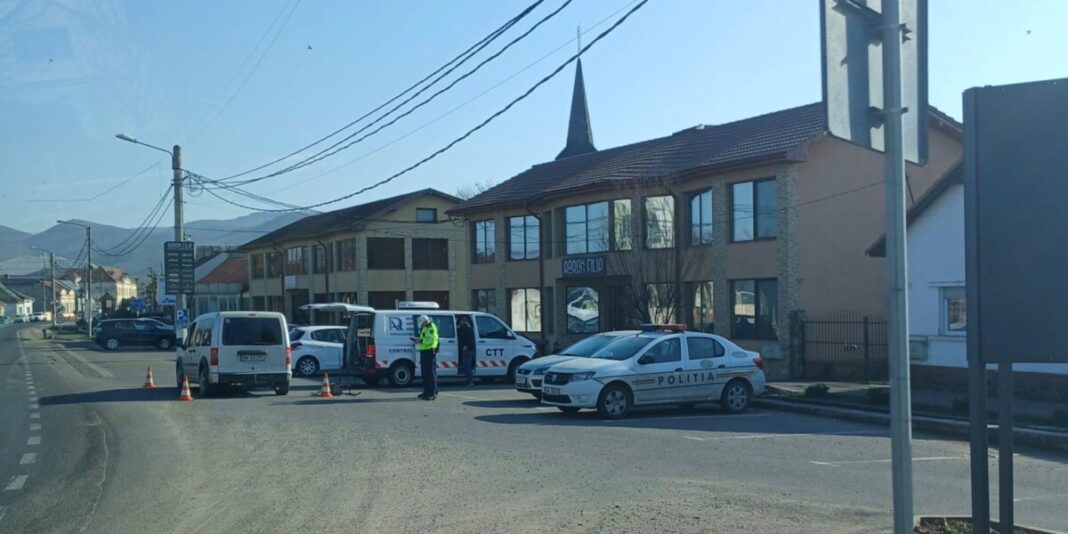 ÎN TRAFIC: Acțiune a polițiștilor din Seini și a specialiștilor RAR (foto). Polițiștii din Sighet au acționat alături de jandarmi și polițiști de frontieră