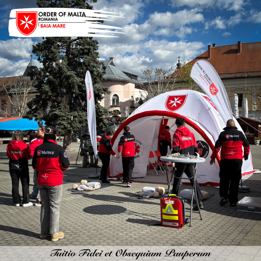 SERVICIUL DE AJUTOR MALTEZ: Demonstrații de prim ajutor în Centrul Vechi din Baia Mare, de Ziua Mondială a Sănătății