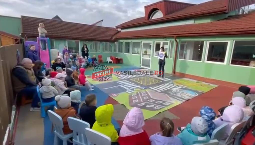 Activitate educativă desfășurată de polițiști, la Grădinița „Maya”