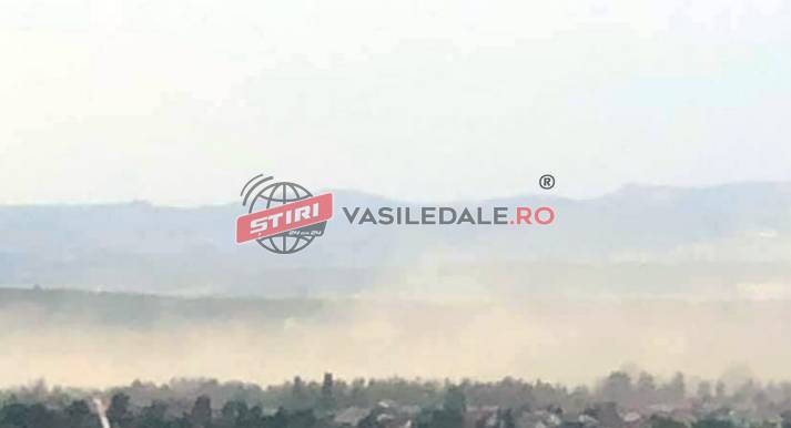 FENOMEN PERICULOS / VIDEO: Praf de steril transportat de la iazul de decantare Tăuții de Sus spre zonele locuite