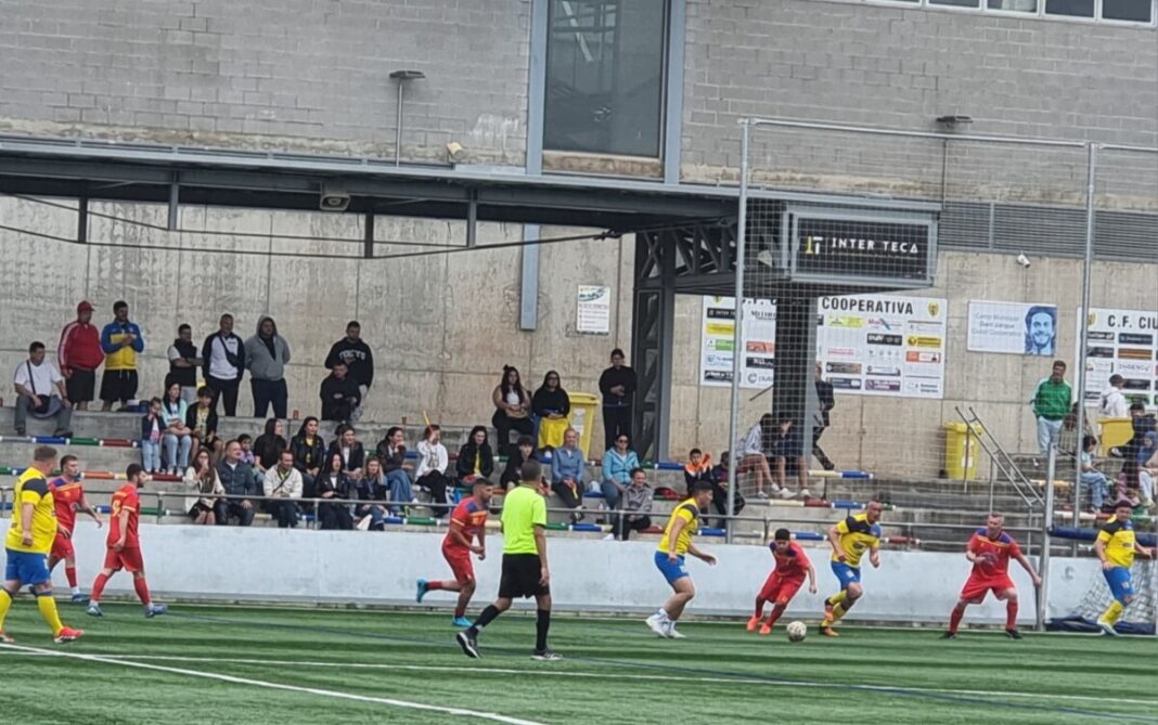 FOTBAL OLD BOYS: Sport Team Baia Mare, locul III la „Cupa Prieteniei” din Barcelona