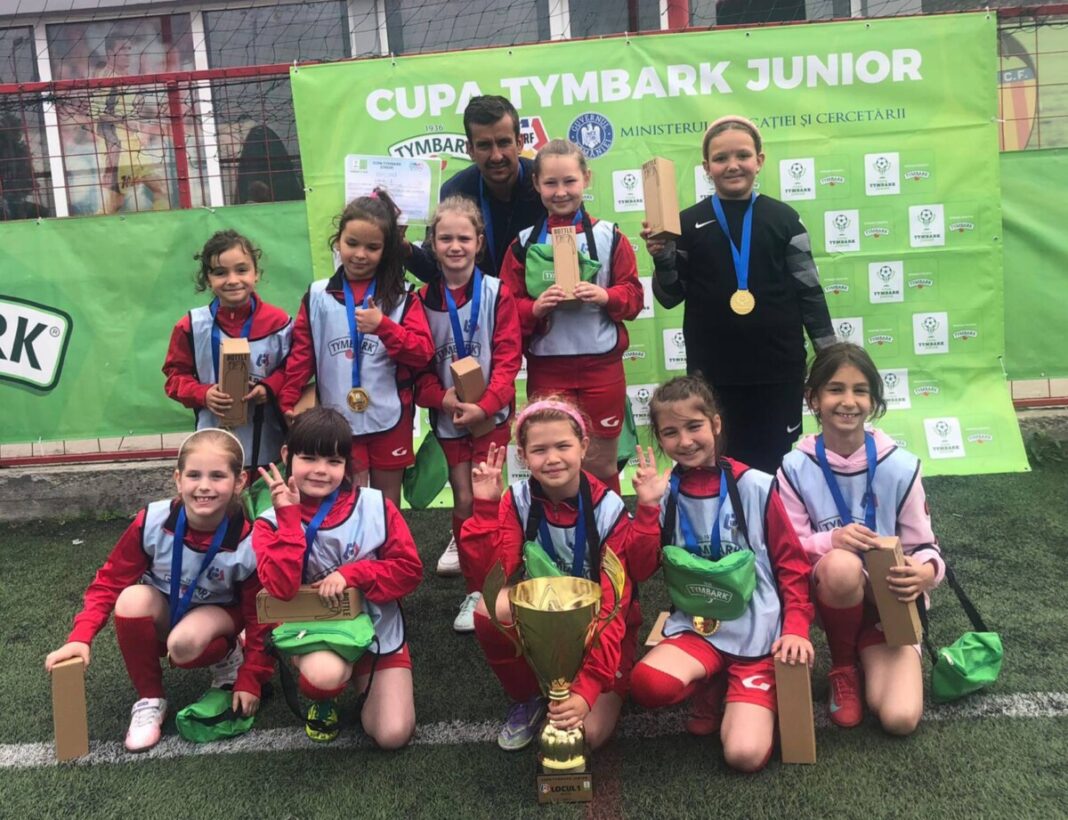 „Cupa Tymbark Junior” la categoria U8 fete: Școala Gimnazială ”dr Ilie Lazăr Giulești” – locul 1