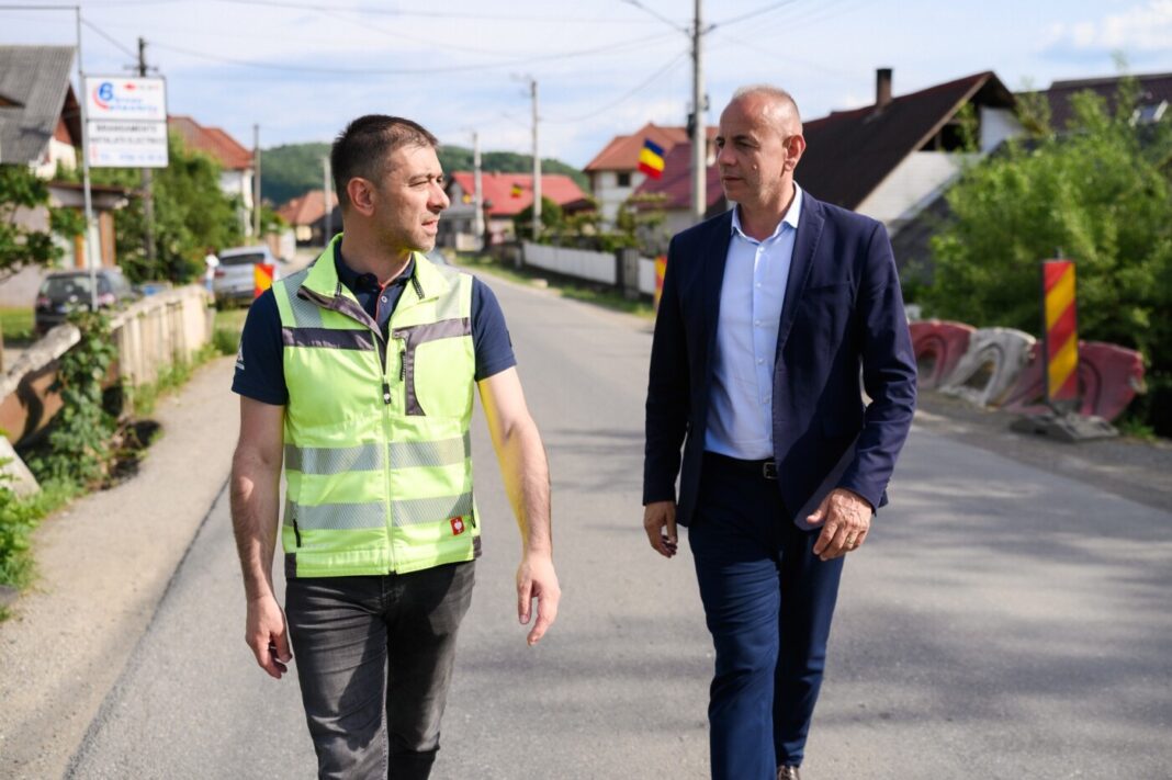 DJ 186 – Valea Izei a intrat oficial în șantier! Se reabilitează tronsonul Bârsana – Nănești – Oncești – Vadu Izei!