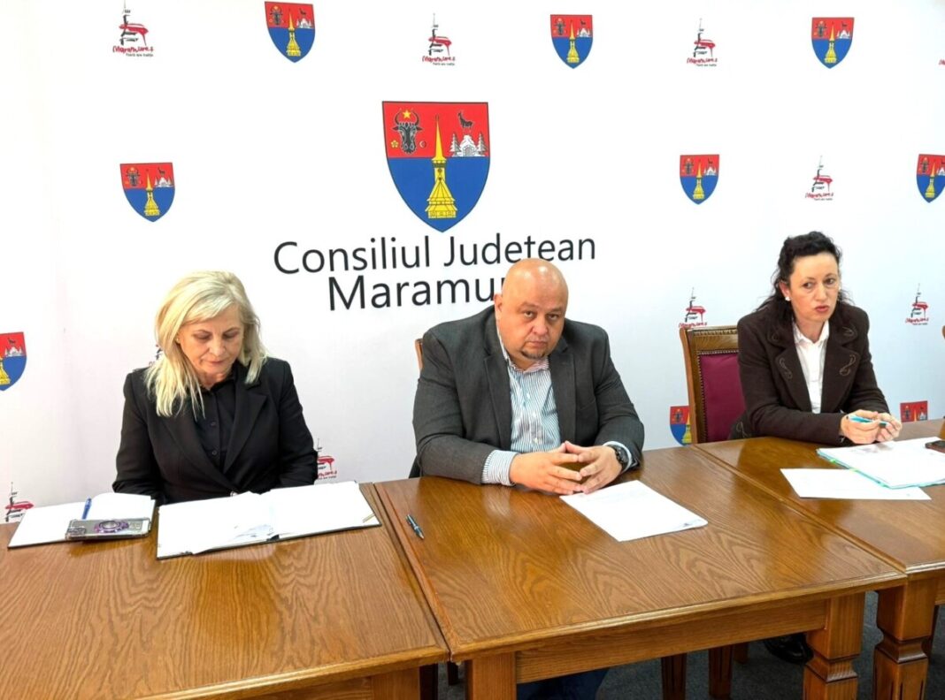 Reuniune de lucru a echipei interinstituționale județene pentru coperarea în domeniul prevenirii și combaterii traficului de persoane în Maramureș
