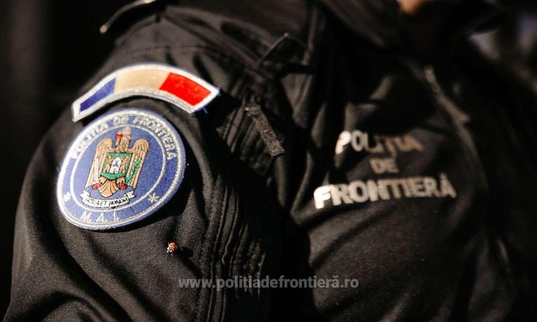 POLIȚIA DE FRONTIERĂ: Motocicletă neînmatriculată condusă de un tânăr fără permis corespunzător