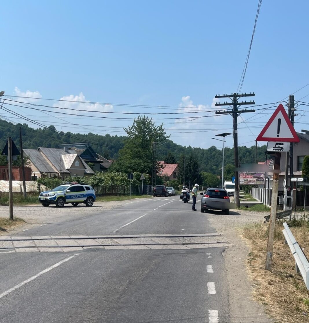 PE ȘOSELE: Razie a poliției la trecerile peste calea ferată, prins la volan fără permis pe DN18, în Leordina. Controale în trafic la Baia Sprie, sancțiuni de peste 14.000 de lei