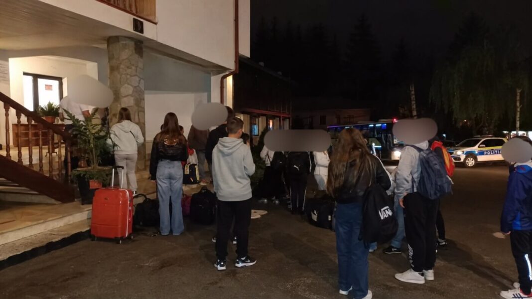 EXCLUSIV: 44 de copii au rămas fără cazare în Maramureș, după ce au plătit un avans de aproape 60.000 de lei