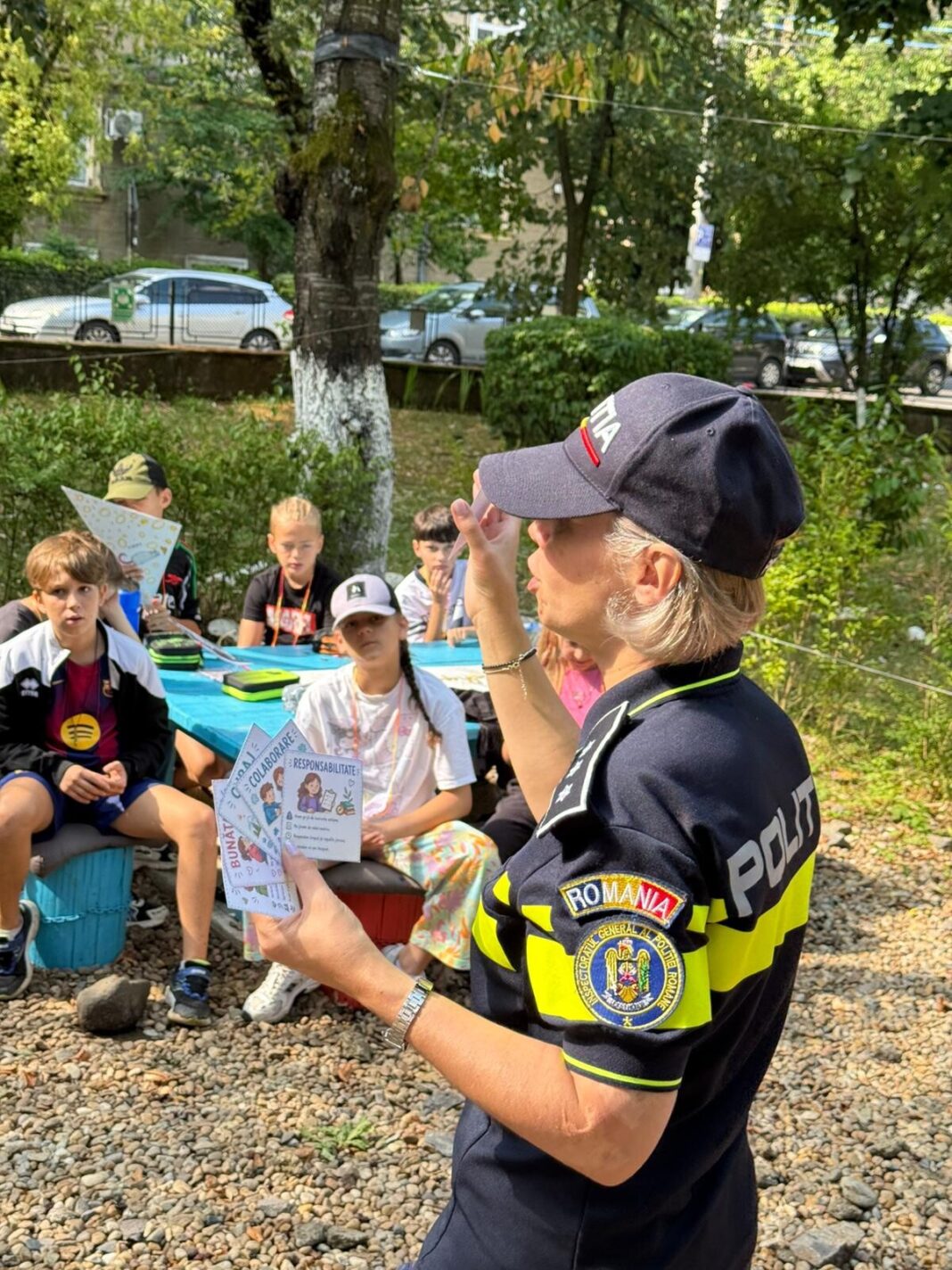 Polițiștii transformă taberele de vară în lecții de curaj împotriva bullying-ului