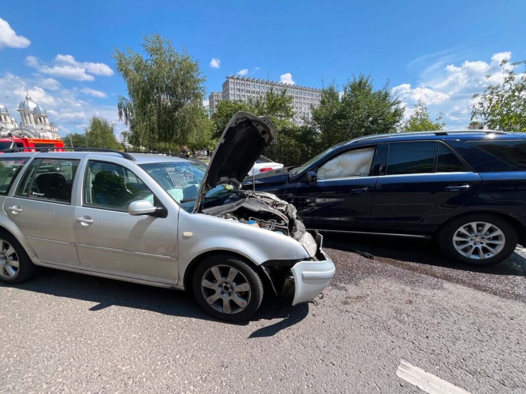 EXCLUSIV: Fostul inspector șef al IPJ Maramureș, chestor (r) Viorica Marincaș implicată într-un accident rutier în Baia Mare (video)