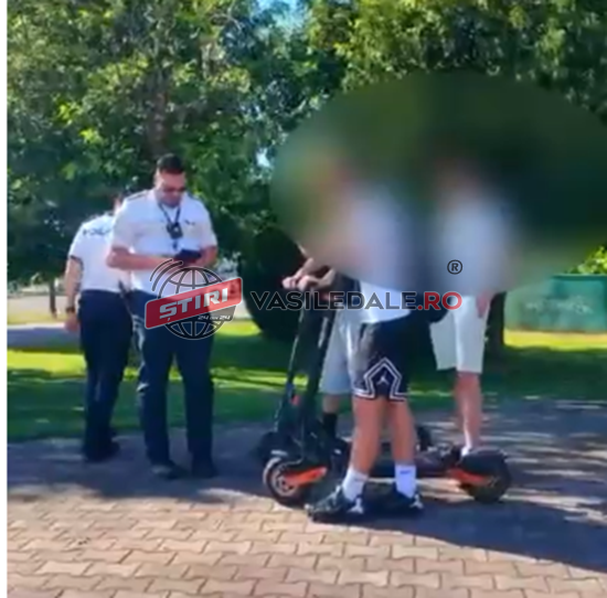 ÎN TRAFIC: Moped neînregistrat, implicat într-un accident rutier, șoferiță fără permis, depistată de polițiști la Sighet. Șofer beat, oprit de polițiști în Baia Mare