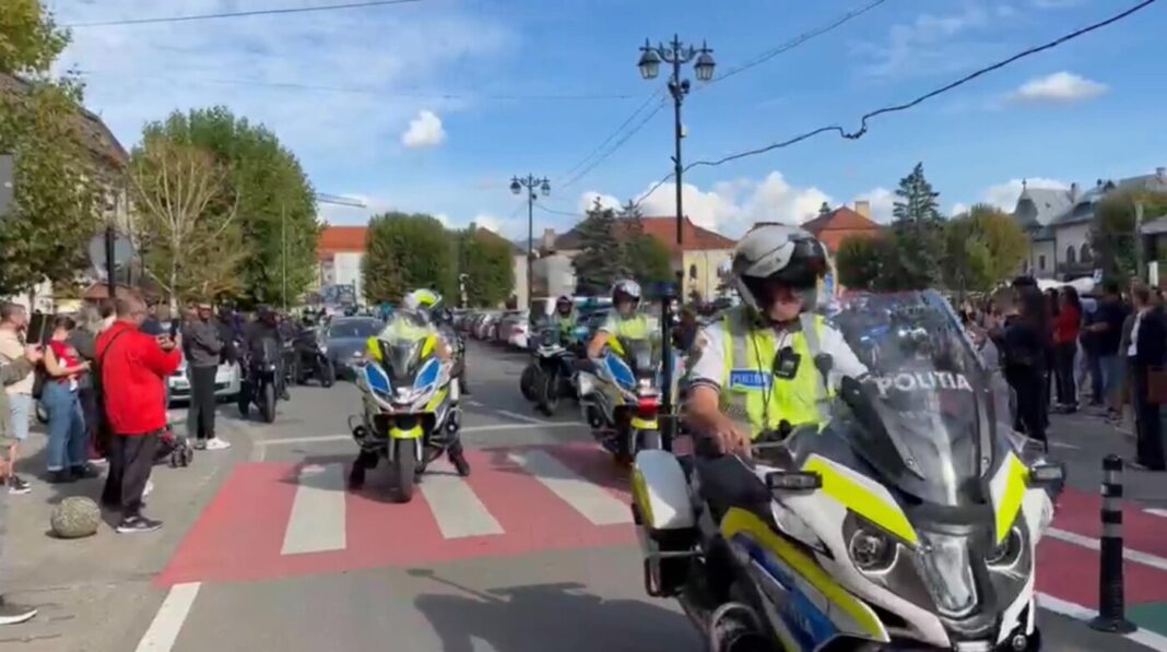 Sute de motocicliști prezenți în Baia Mare: Final de sezon în Maramureș (VIDEO)