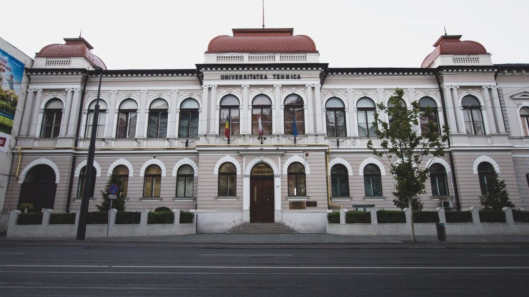 Admiterea de toamnă la UTCN – noi programe de studii la licență și master