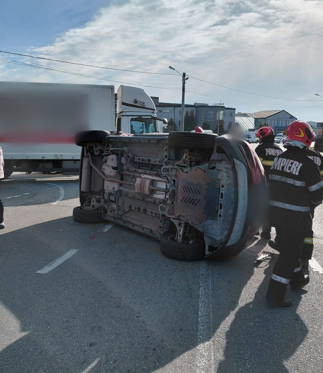 Un șofer din Maramureș, implicat într-un accident la intrarea în Dej